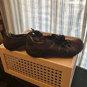 Rocket Dog hiking shoes